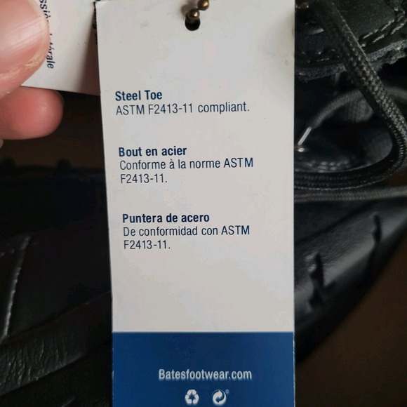 NEW Bates Tactical Boots - 8" Steel Toe, EH Rated, Thinsulate Insulated Combat - Picture 6 of 10